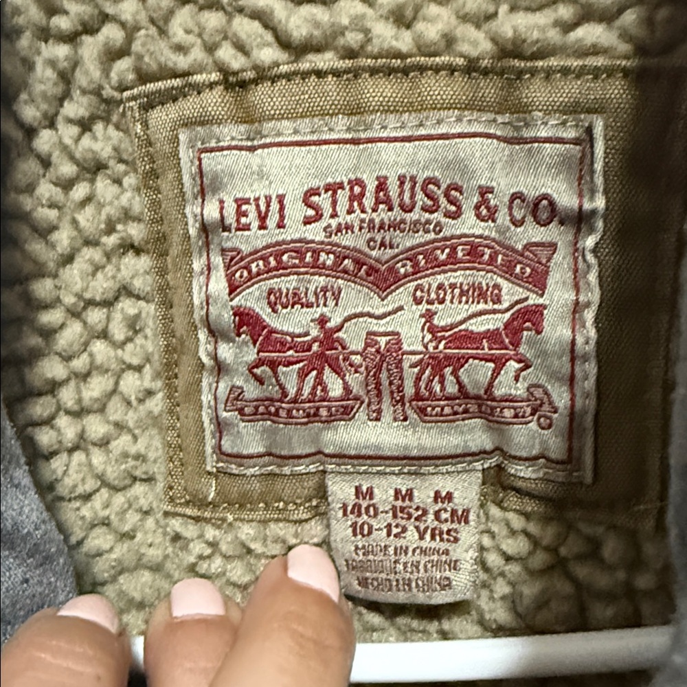 Boys Levi’s Brown Jacket with Hoodie - Picture 3 of 4